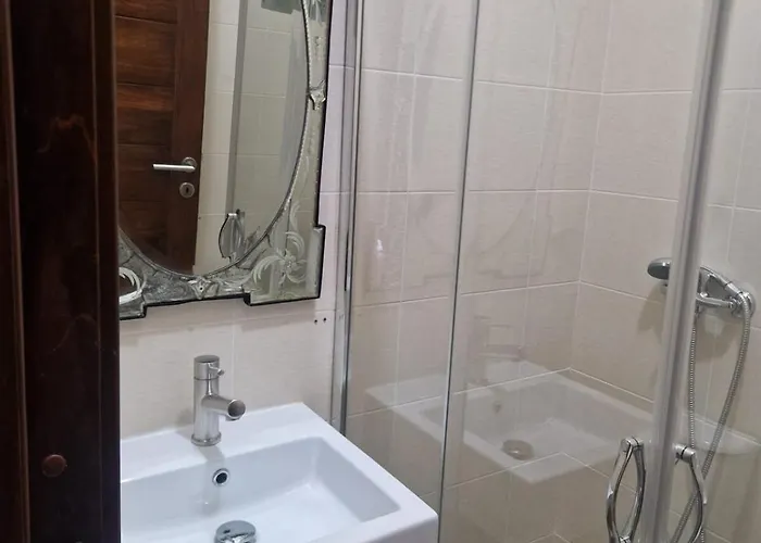 Apartment Valletta Is 5 Minute Ferry Ride Away - Sunny Sliema