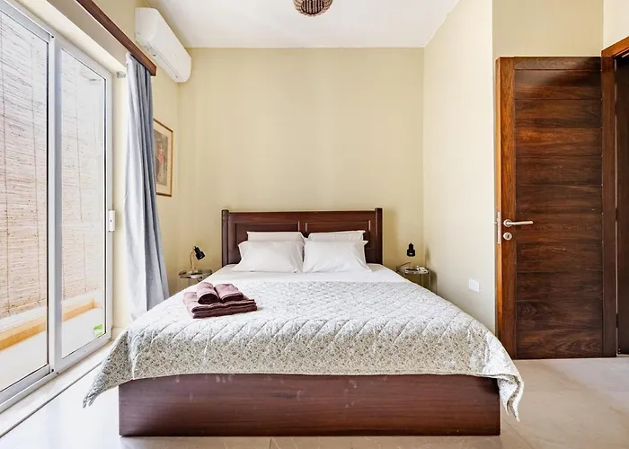 Valletta Is 5 Minute Ferry Ride Away - Sunny