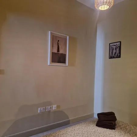 Valletta Is 5 Minute Ferry Ride Away - Sunny * Sliema