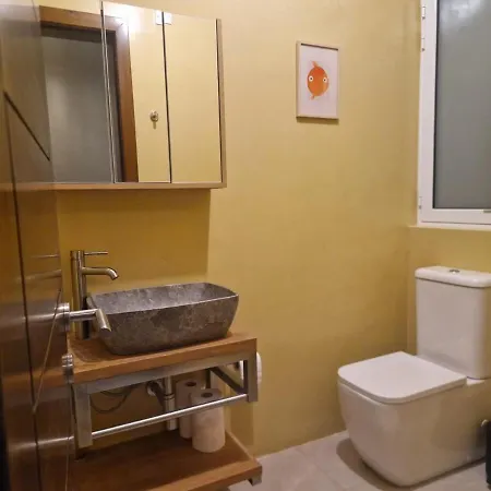 Valletta Is 5 Minute Ferry Ride Away - Sunny Appartement