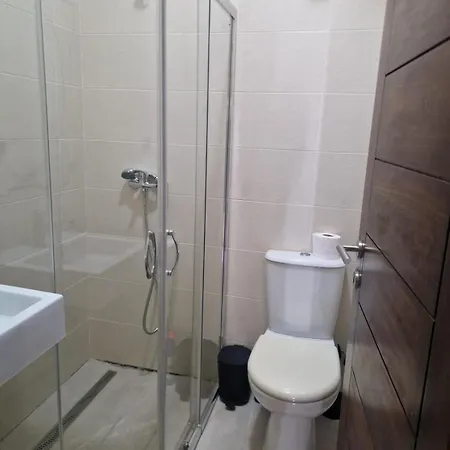 Valletta Is 5 Minute Ferry Ride Away - Sunny *